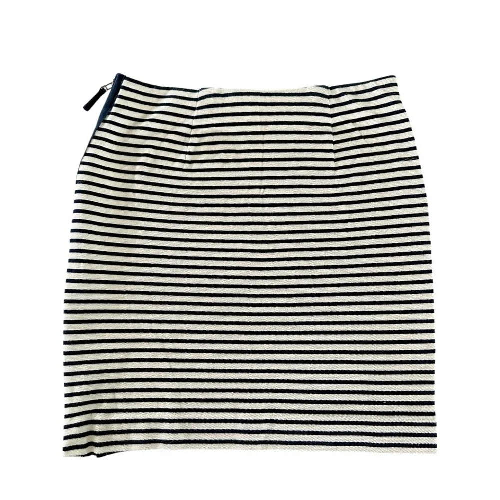 MADEWELL, NAUTICAL, SIDE ZIP SKIRT. NAVY & WHITE STRIPED, STRETCH SKIRT.SIZE XS - Picture 4 of 6